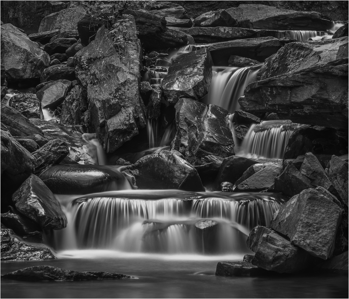 Chasolen Debra Wet Rocks AssignedSubject   Motion Photography 20251008